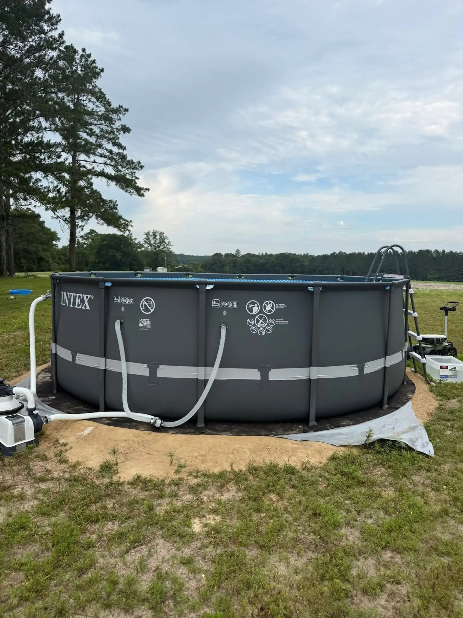 Intex Ultra XTR Frame Above Ground Pool