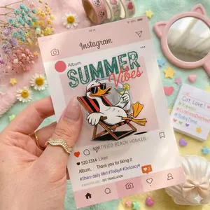 Funny Summer Duck Phone Grip Holder Cute Beach Vibe Griptok Stand Aesthetic Sunglasses Duck Phone Accessories Gift for Her Women Teen Girls