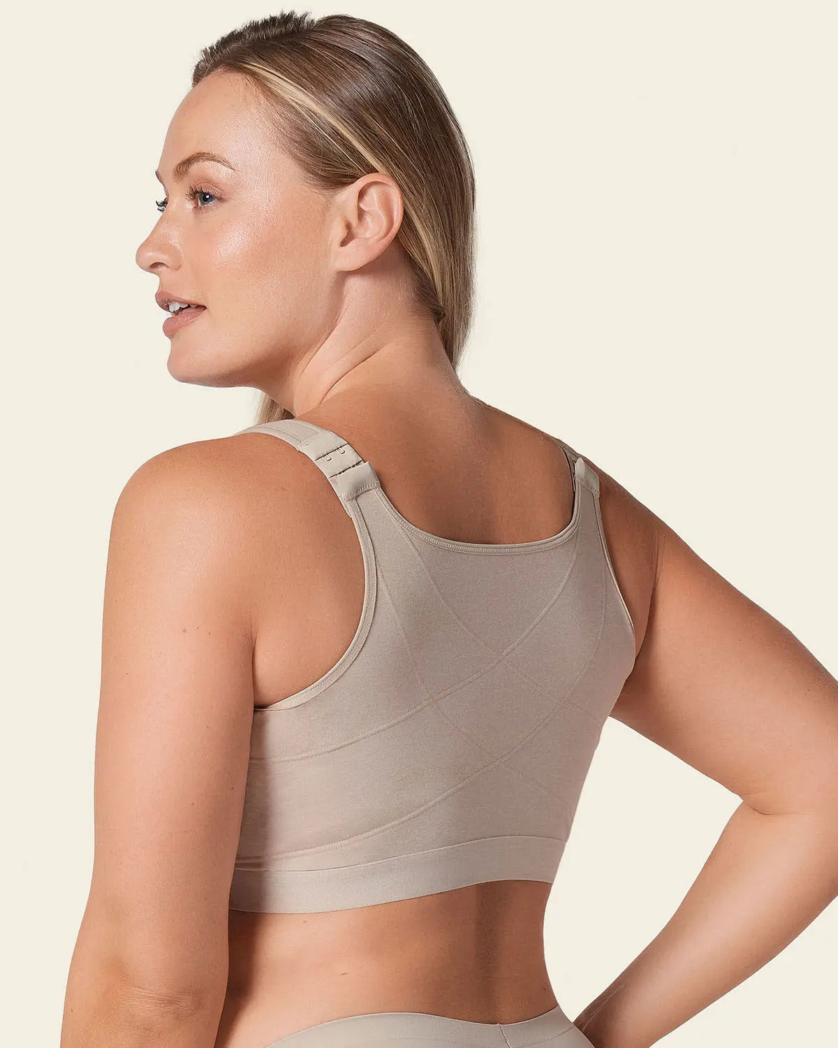 Leonisa All-in-One Stretch Cotton Wireless Posture Corrector Bra - Light Padded Leonisa All-in-One Stretch Cotton Wireless Posture Corrector Bra - Light Padded