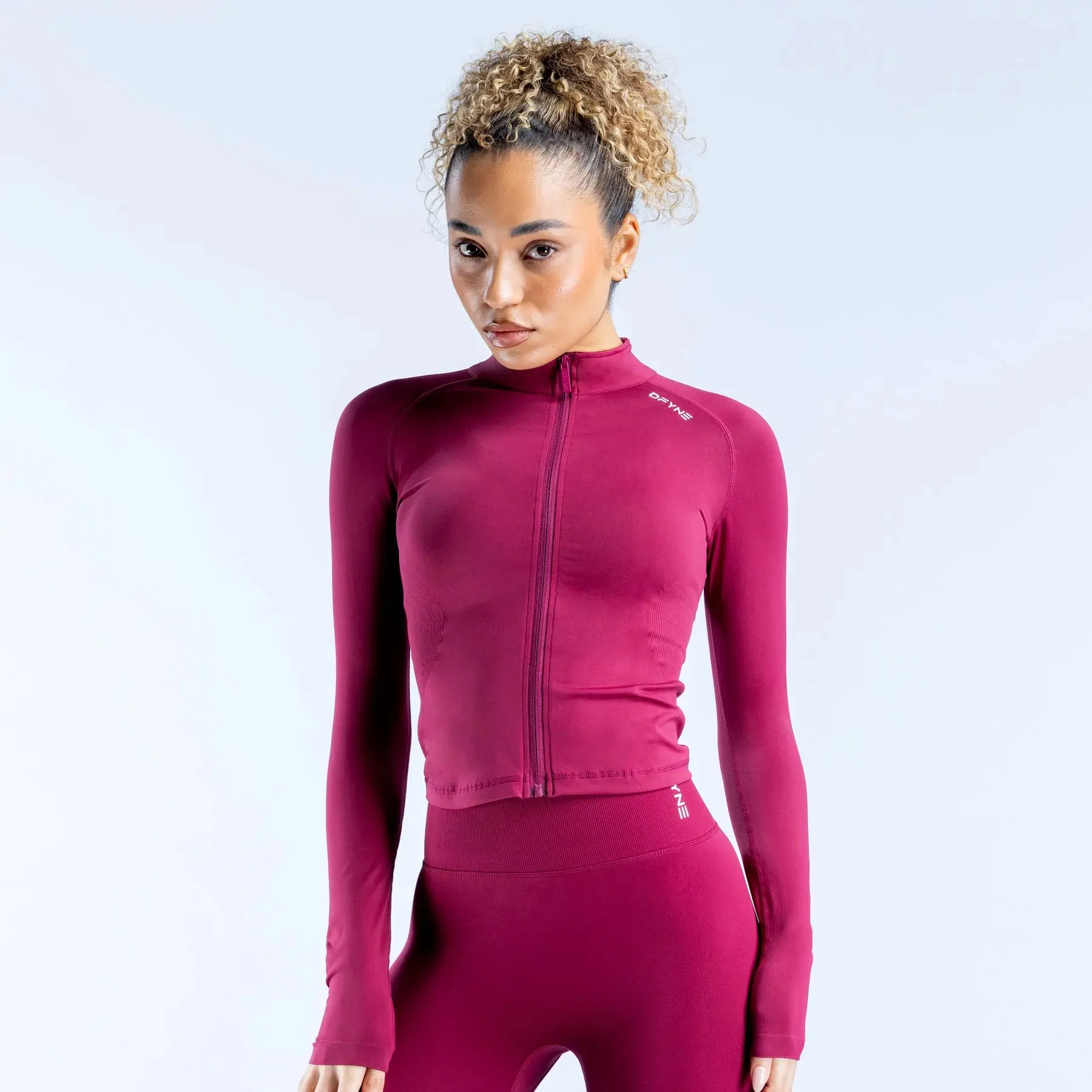 DFYNE Women's Dynamic Zippy Sports Outerwear - Slim-Fit, Zip-Up, Long-Sleeve, Lightweight Workout Clothes for Running, Gym