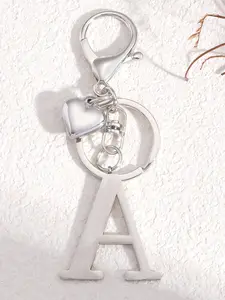 Silver Color Heart-Shaped Letter Keychain, Cute Initial Accessory for Ladies & Girls, Perfect for Wallets, Bags, Backpacks, Trendy Cute Keychain