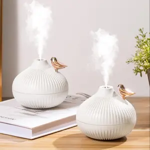 Creative Onion Design Small Humidifier, USB Powered Silent Operation Air Humidifier, Desktop Humidifier for Home Office Bedroom, Home Appliances, Silent Spray Humidifier