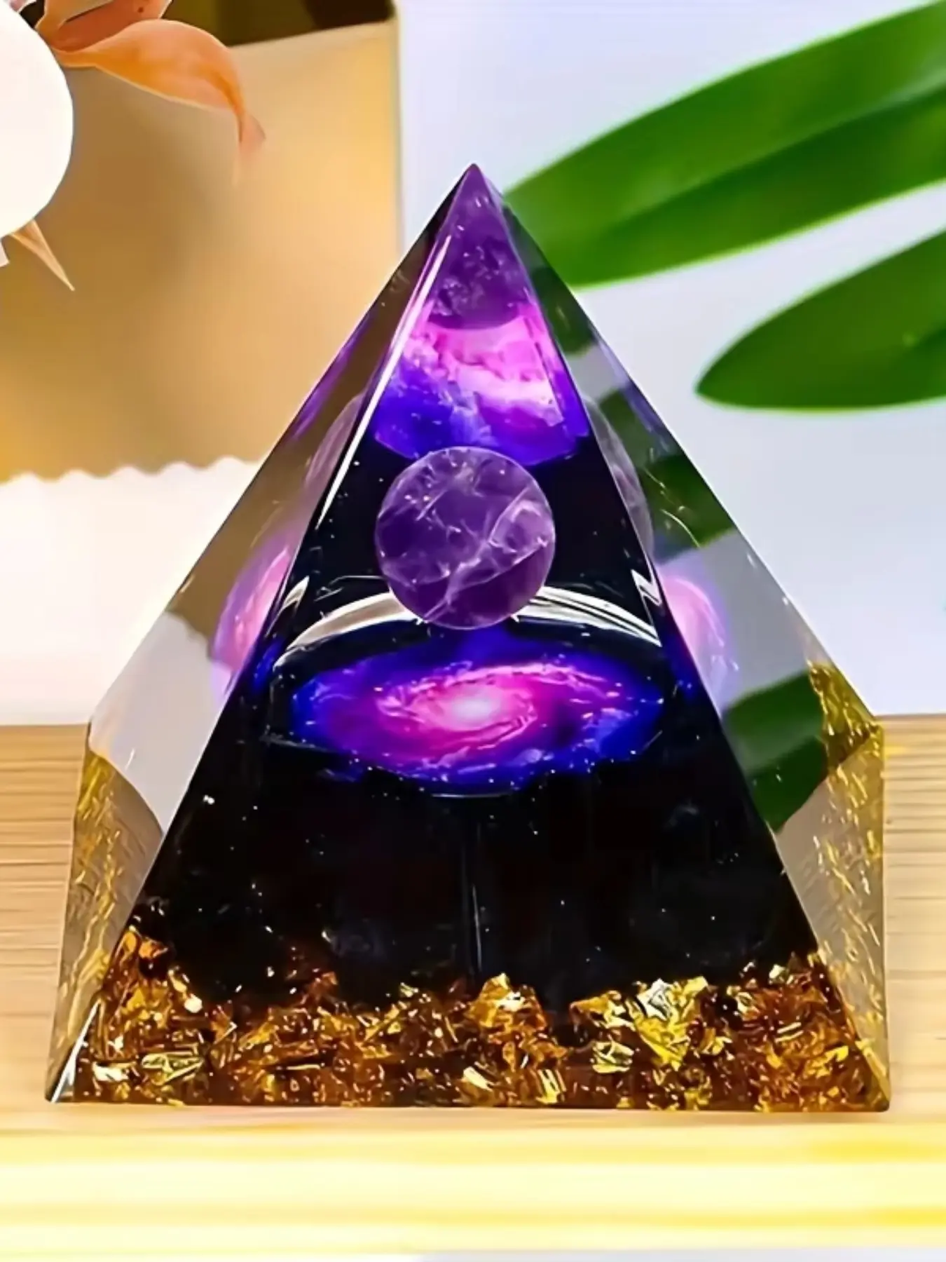 1pc Relieve Stress and Attract Wealth with Our Homeopathic Amethyst Crystal Ball Pyramid, Raw Stone Stone Home Decoration, Crystal Decorative Ornaments, Intuitively Chosen Crystals