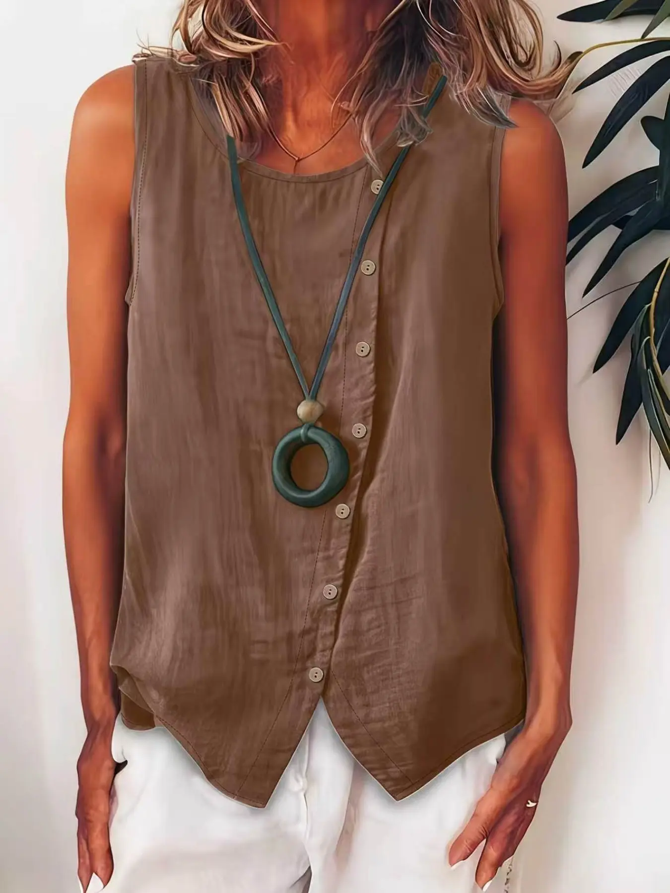 Summer Women's Casual Sleeveless Fashion Tank Top, Asymmetrical Top, Asymmetric Button Front Round Neck Shirt, Perfect for Outdoor Leisure Wear, Womenswear