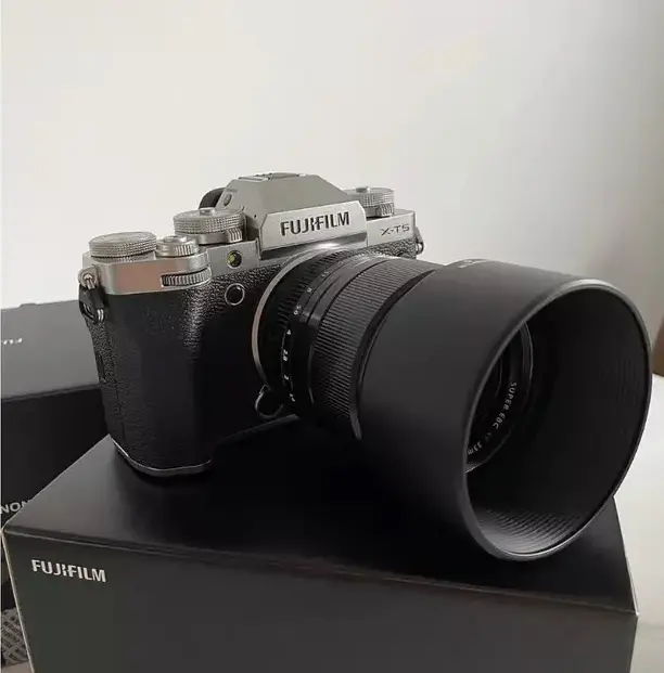 Brand Fujifilm Fuji X-T5 Mirrorless Digital Camera Body Silver APS-C Format X-mount XF