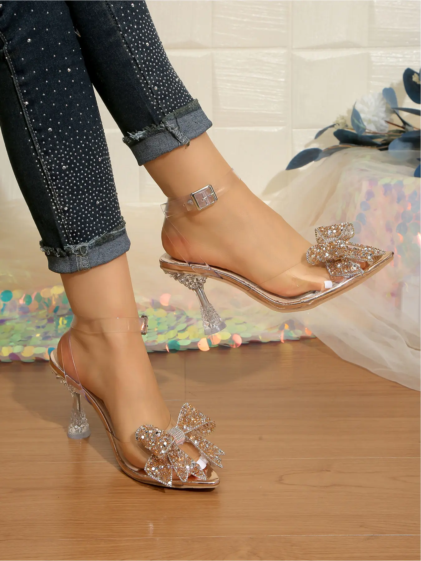 Pair of Large Size Women's New Open-Toe Stiletto High Heels with Bowknot and Rhinestone Decoration, Buckle, Fashionable, Comfortable, Everyday High Heel Sandals, Fashionable Heeled Sandals