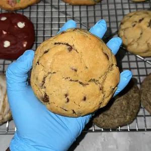 Chocolate Chip Galore Cookie 2 Pack