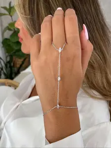 Elegant Water Drop Shape Finger Chain Bracelet for Women, Unique Metal Chain Design with Rhinestones, Rhinestone Decorated Bracelet, Perfect Gift for Parties & Daily Wear
