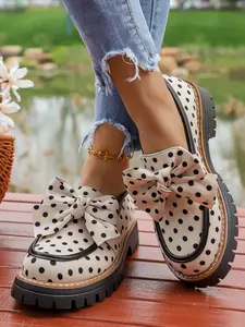 Women's PU Leather Loafers, Thick Sole Rubber Shoes, Modest Style All-Season Footwear, Plain Design, Perfect for Daily Wear