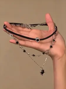 3-Piece Gothic Layered Heart Pendant Necklace Set, Vintage Dark Punk Style, Women's Party Jewelry, Unique Fashion Accessories
