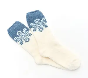 Barefoot Dreams CozyChice Snowflake Socks