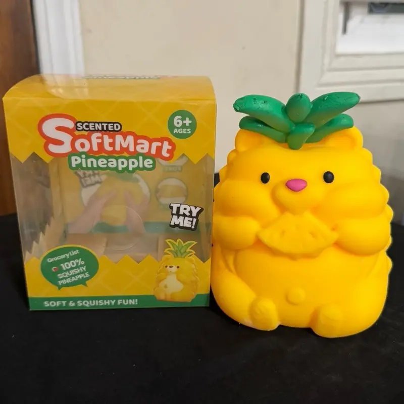 Scented Pineapple Squishy
