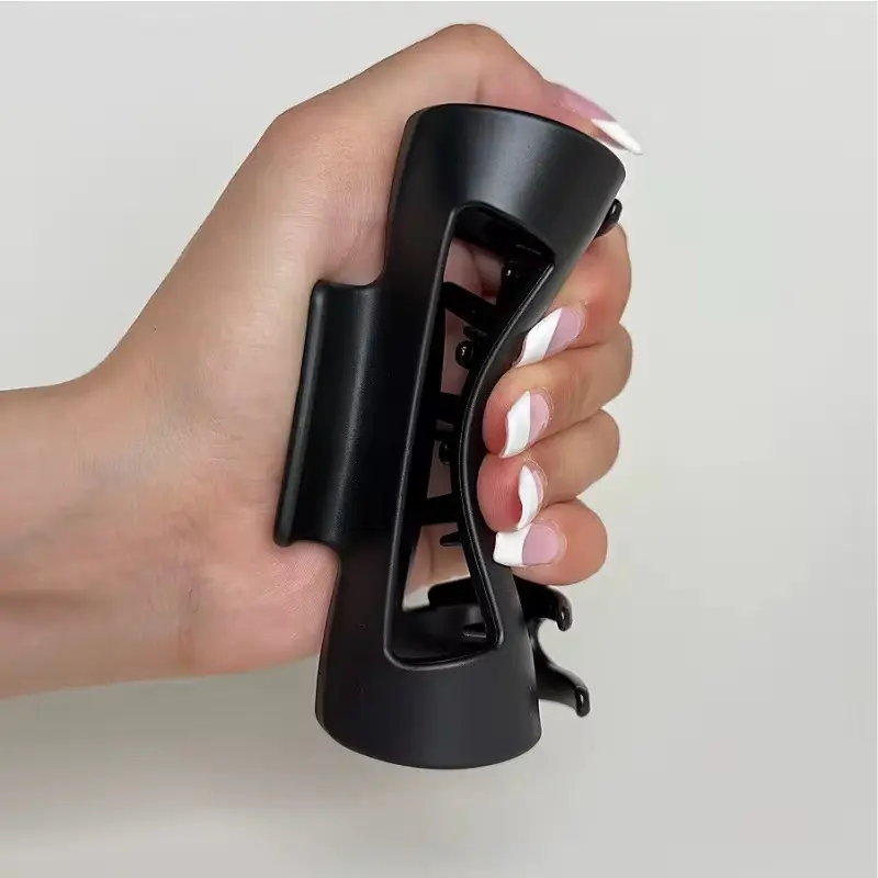 Silicone 10.5 CM Women Claw Clip for Stylish Hair Accessory