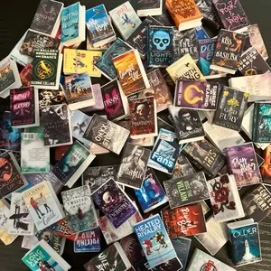 Mini Book Bundle (10 books) – Dark Romance, Romantasy, Sports Romance & More | Mini Book Decor Collection | 10 books per bundle