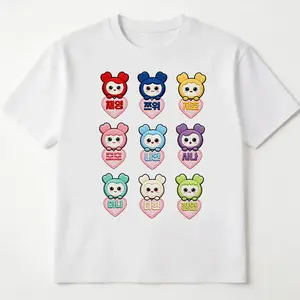 TWICE patterned T-shirt with Korean character print and simulated embroidery effect, fun and comfortable, suitable for daily wear. Suitable for men, women, mothers and friends, couple style, fashionable and loose, youthful and energetic, men's daily wear