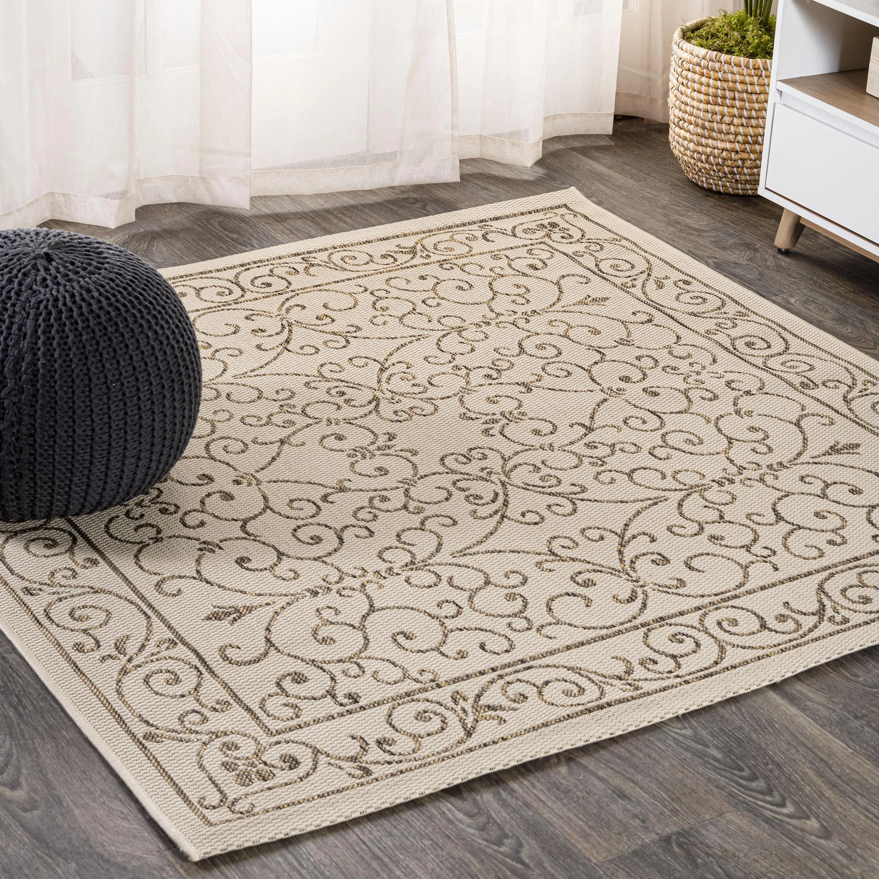 JONATHAN Y Charleston Vintage Filigree Textured Flatweave Indoor-Outdoor Square Area Rug - Patio Rug for Living Room, Kitchen, Patio, Flatweave Outdoor Rug