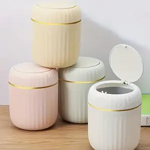 Mini Trash Can with Lid, Small Desktop Waste Bin, Plastic Rotating Top Cover, Keeps Desk Clean, Ideal for Bathroom, Home Office, Living Room, Trashcan, Trash Storage Can