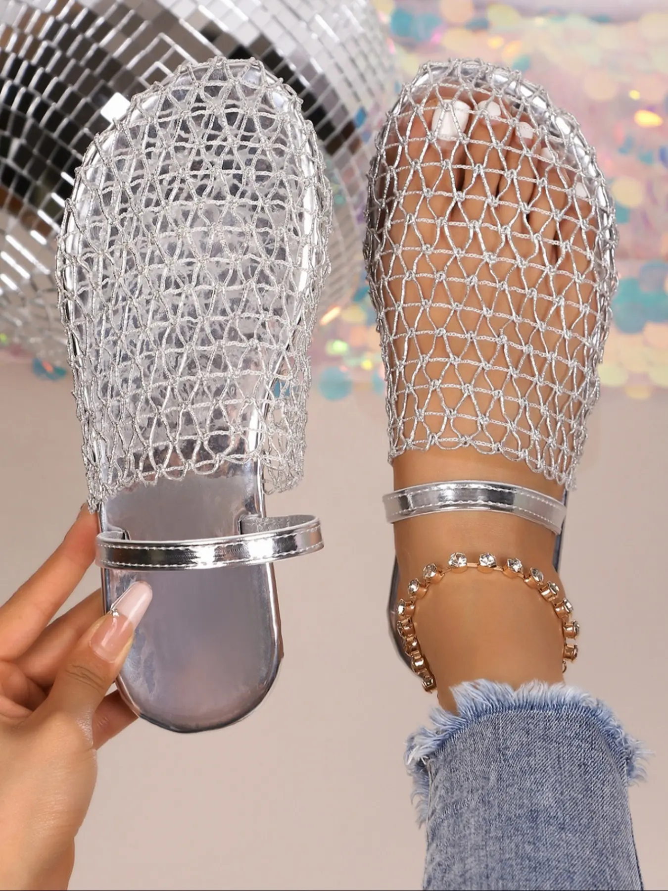 Women's Summer Fishnet Woven Cutout Roman Sandals, Flat Round-Toe Slide Sandals in Large Sizes for Casual Outdoor Daily Wear Sandals