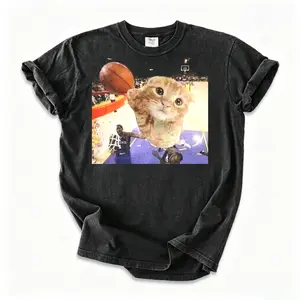 Women's Retro Wacky Critter-Themed Cat Graphic T-Shirt - Casual Ribbed Round Neck Cotton Oversized Unisex Top, Funny Meme Clothes, Streetwear Gift (112501)