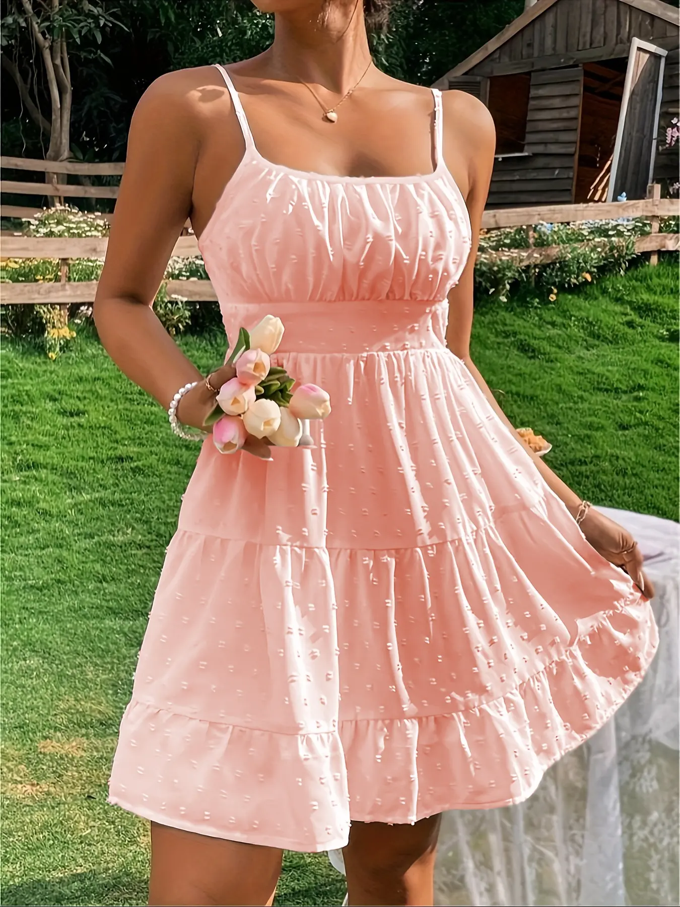 French Bubble Texture Halter Spaghetti Strap Sleeveless Dress, Fresh Sweet Goddess Style, Waist Cinching Slimming, Multi-Layer Breathable Skirt, Casual Wear Fashion for Young Women, Chic, Summer