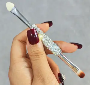 SparkleGlam Dual-Ended Makeup Brush Set Bling Rhinestone Eyeshadow Concealer Brush Graduation Party Gift Ergonomic Glitter Grip Smudge Sponge 2-in-1 Eyebrow & Lip Defining Brush Ultra-Soft Vegan Bristles Premium Crystals Daily Glam Night Out Touch Ups