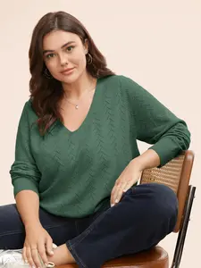 BloomChic Women's Fitted Long-Sleeve V-Neck Textured Featherweight Knit Pullover Top - Breezy, Casual Cut-Out Everyday Womenswear (Knitwear for Swimweek),Spotlight,Summer wins,Deals for you days