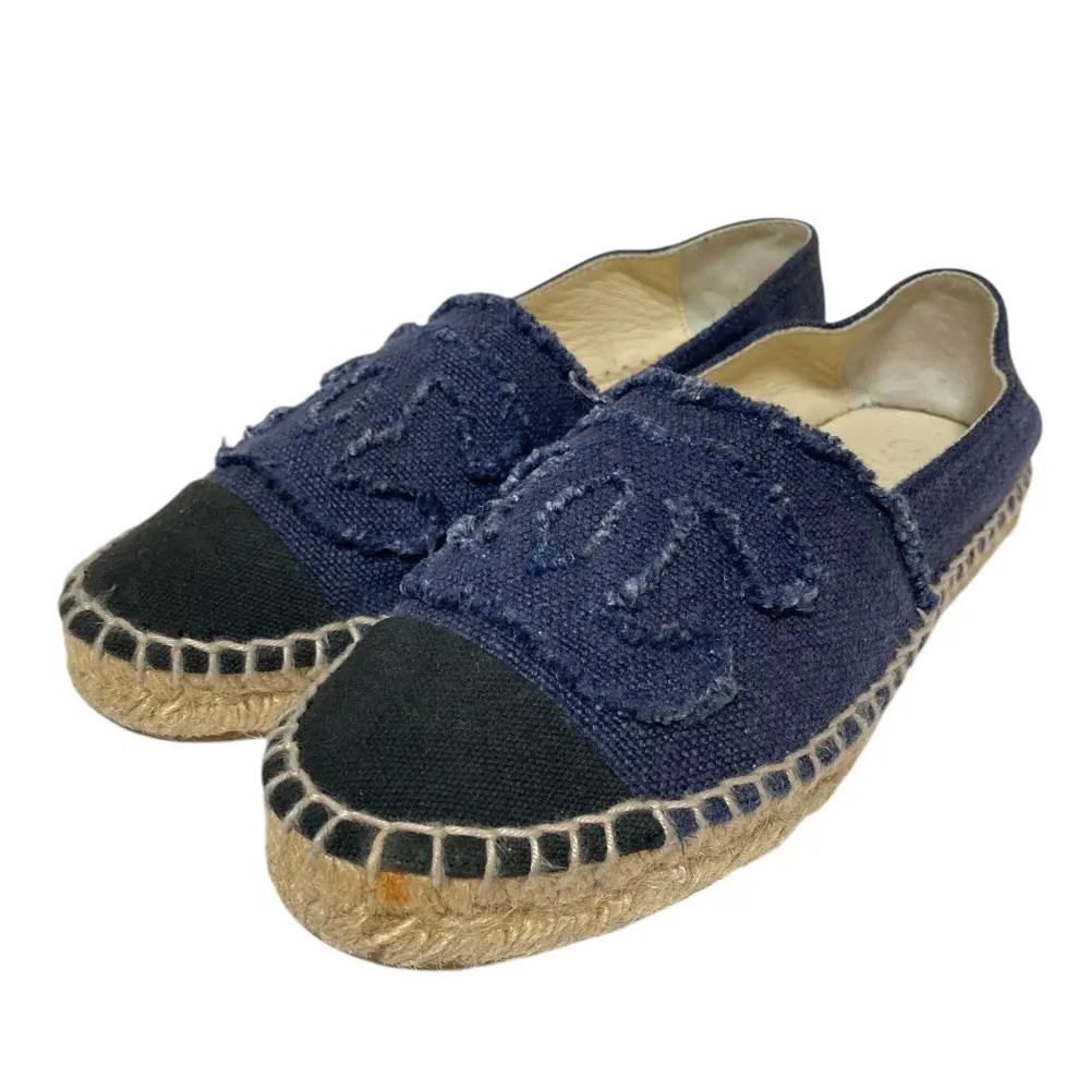 Pre-owned CHANEL Canvas Small Leather Goods Espadrille Flats