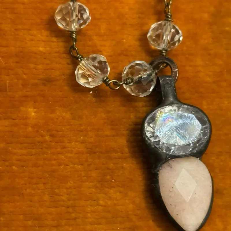 Handmade Gorgeous Necklace with Clear Quartz and Crystal Beads for Elegant Style