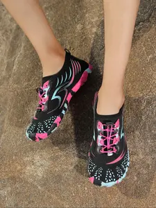 Unisex Quick-Dry Water Shoes, Sports Shoes, Quick Drying Shoes, Ideal for Swimming Pool, Rowing, Surfing, Diving & Yoga Activities, Comfortable & Versatile Design