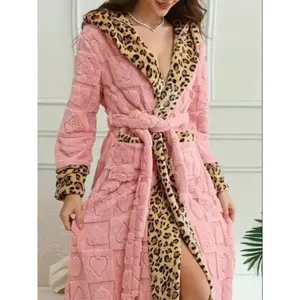 Women's Plush Long Robe, Soft Warm Hooded Bathrobe, Loose-Fit Winter Kint Fabric, Ideal for Bathtub & Spa Shower Room（gift）