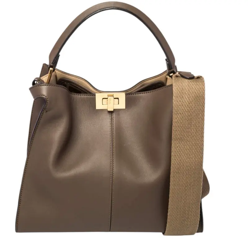 Pre-owned FENDI Leather Shoulder Bags Peekaboo X Lite Medium Handbag in Brown Calfskin Leather.