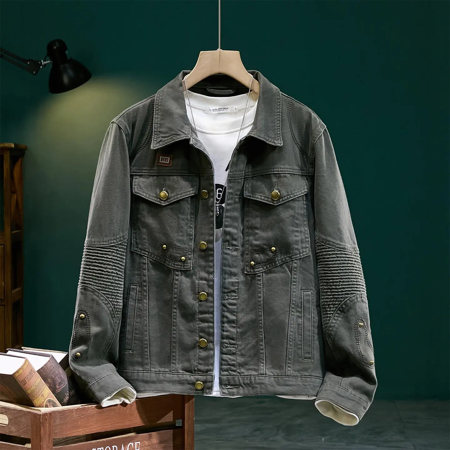 New Arrival 100% Cotton Men's Denim Jacket, Slim & Comfortable, with Embroidery and Beaded Design, Washable, Ideal for Daily Casual Wear and Outings