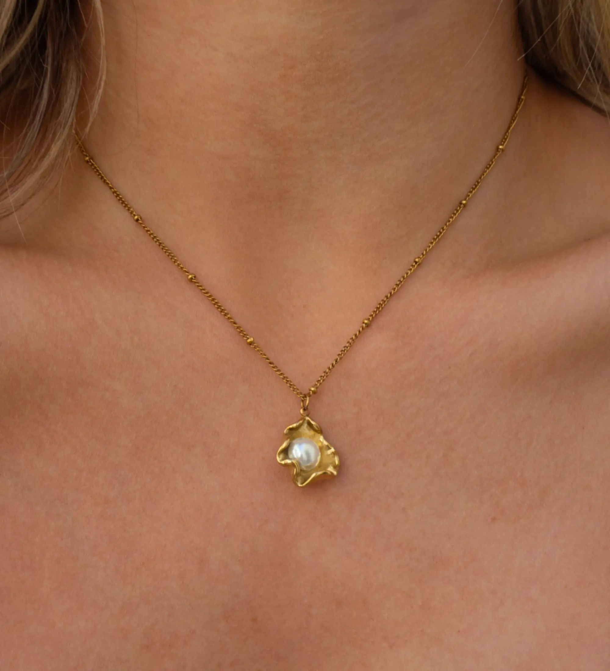 Oyster Necklace