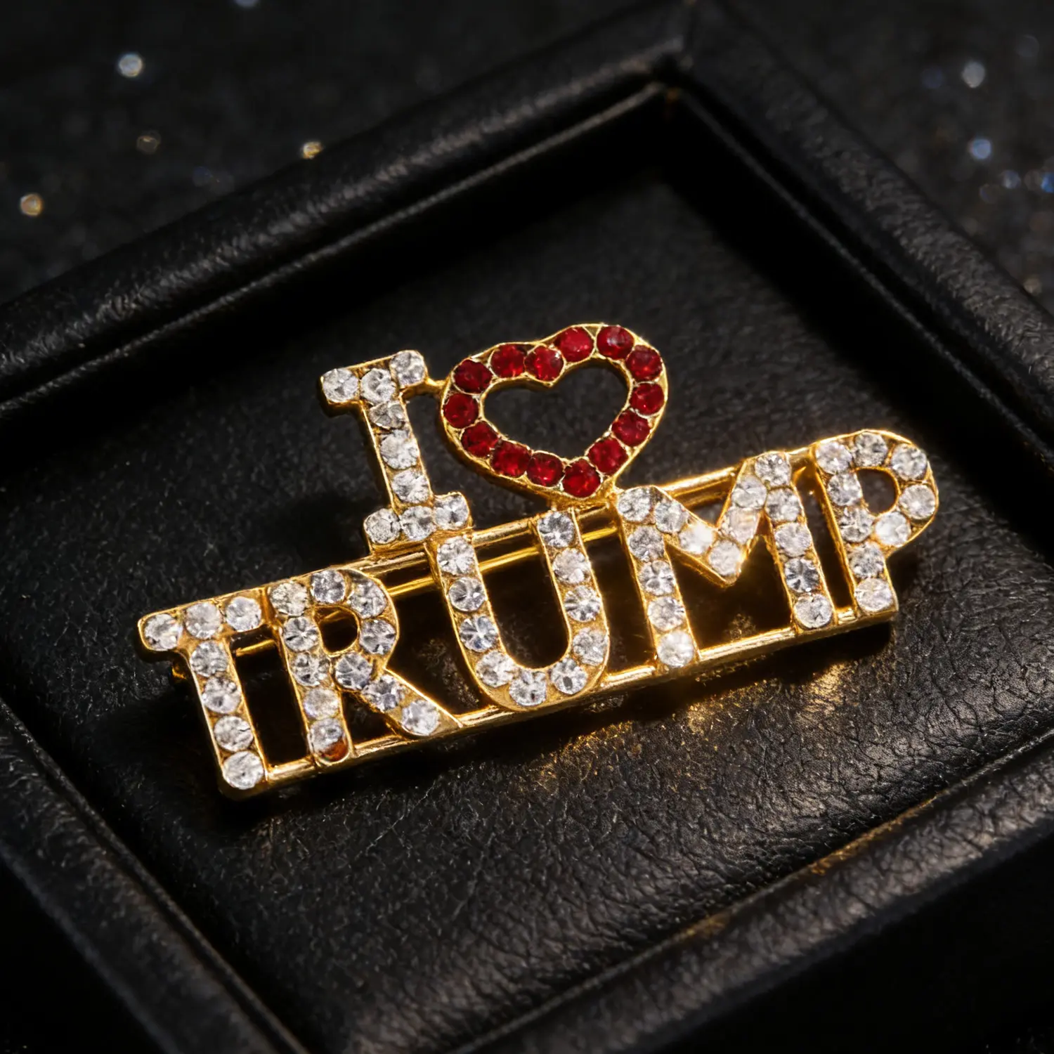 Trump PIN Brooch with US Flag/Trump Maga Merchandise for