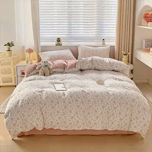 4-Piece Duvet Cover Set (Duvet Cover*1 + Flat Sheet*1 + Pillowcases*2) Light pink floral print duvet cover with zipper closure Washable Cover Solid-color flat sheet Green leaf-patterned duvet cover set Suitable for all seasons