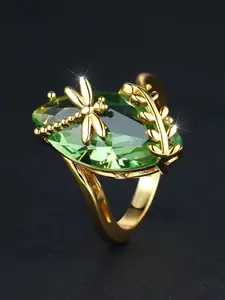 A feminine geometric design Stackable Ring, Statement Rings with synthetic green crystal, stylish and retro gold, perfect for weddings or daily wear as a piece of jewelry.