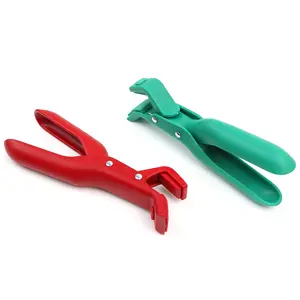 2-Pack Hot Plate Grippers – Red & Green Heat-Resistant Clips for Safe Handling of Hot Pans, Bowls & Cookware