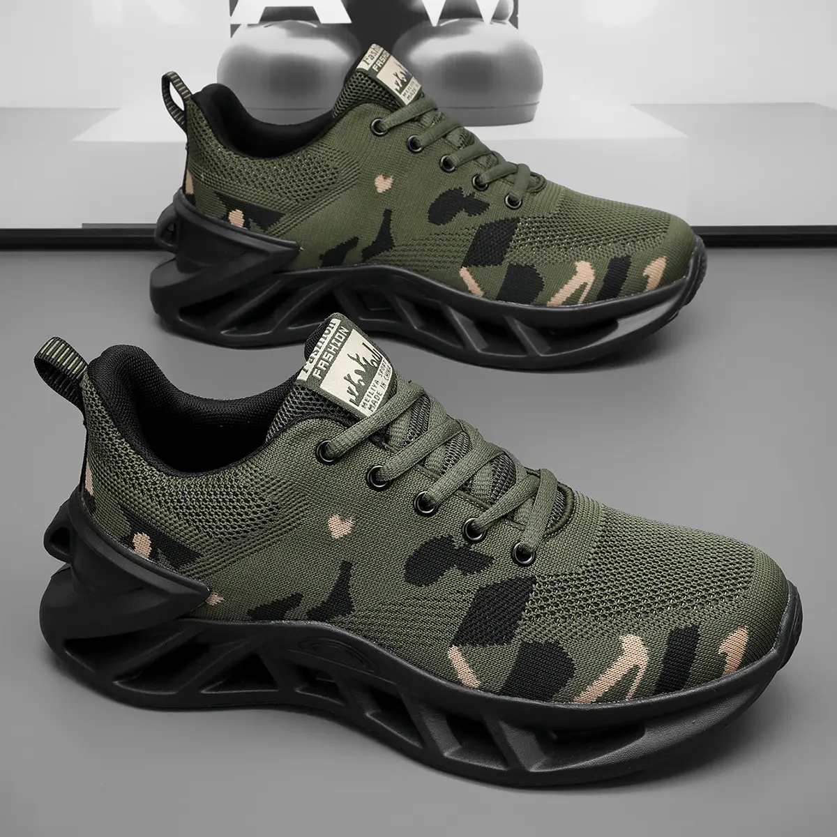 Unisex Camouflage Athletic Shoes, Lightweight Mesh Blade Sole Workout Sneakers for Gym, Running & Casual Wear, Gym Shoe, Laced Sports Shoes
