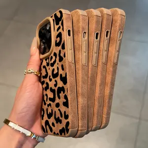 Vintage Leopard Print Matte Faux Leather Smartphone Casing, Protective Phone Accessories for iPhone 11/12/13/14/15/16/17 Series, Shockproof Anti-Drop, Anti-Scratch, Premium Textured Cellphone Cover