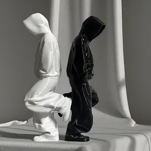 Faceless Thinker Statue Set (2 Pieces), Durable Plastic Decor, Ideal for Desk and Porch, Abstract Virtual Human Collection