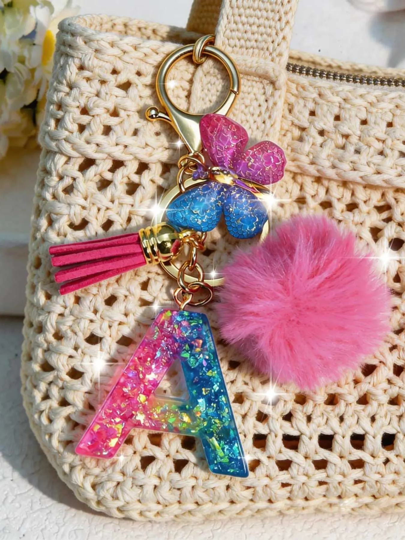 Women's A-Z Initial Keychain, Sexy Butterfly Design, Crystal Drip Glue Gold Foil, Car Keys Pendant, Purse Gift, Letter Pattern, Fuzzy Keychain, Fashionable Alloy Keychain, Stylish Keychain, Trendy Cute Keychain, Key Chain for Car Keys, Keyrings