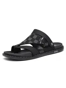 1 Pair Men's Plaid Flip Flops, Retro Checkerboard Design, Street Cool Outdoor Sandals