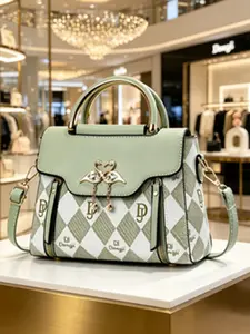 Morandi Rhombus Women's Bag, Elegant Swan Metal Buckle Design, Handbag and Crossbody Two-In-One, Stylish and Versatile Accessory