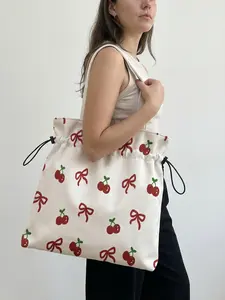 Butterfly Cherry Pattern Drawstring Tote Bag, Large Capacity Shopping Bag, Durable and Wear-Resistant, Casual Style for All Seasons