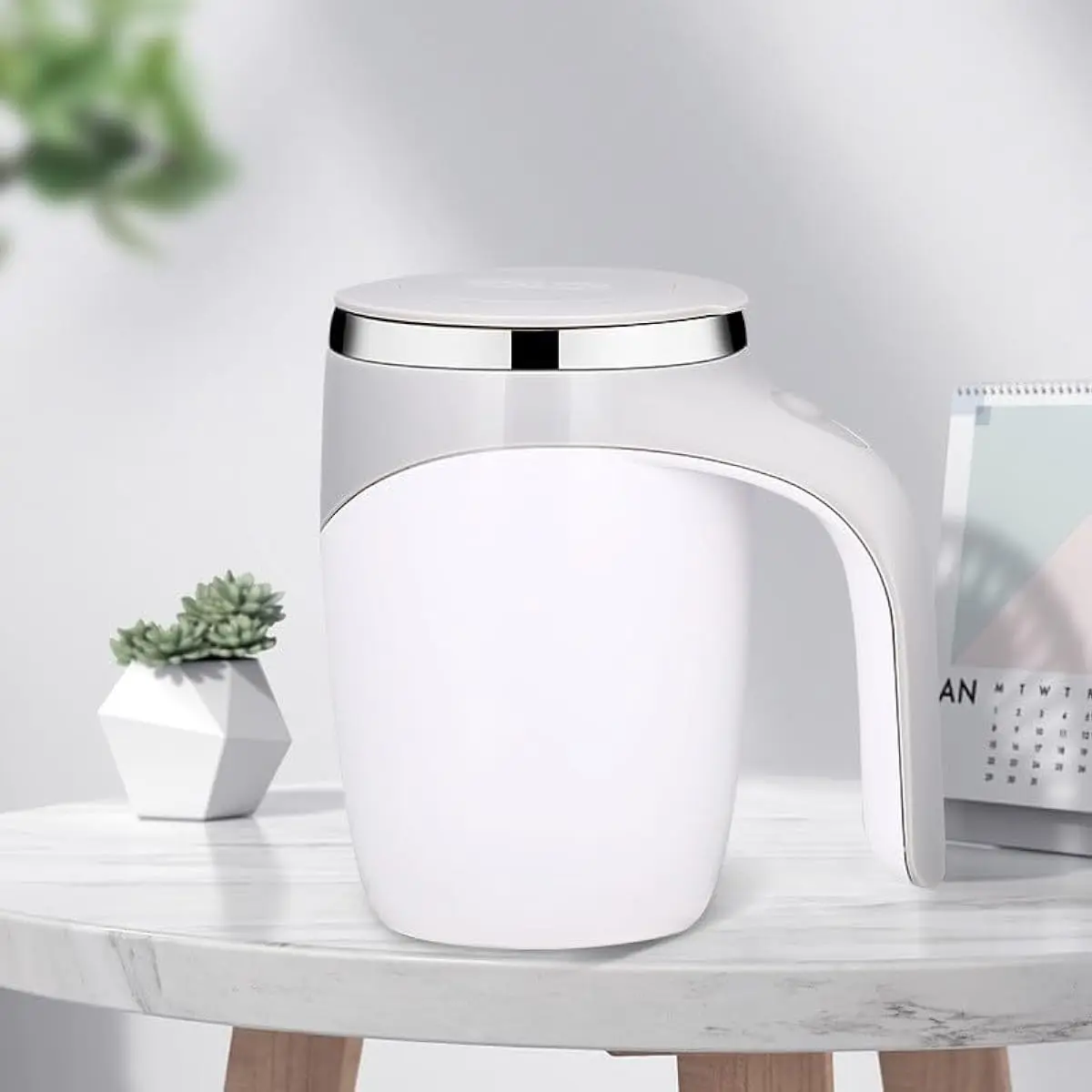 Creative Automatic Magnetic Stirring Mug - Ideal Gift for Coffee Lovers, Self-Stirring Cup with Built