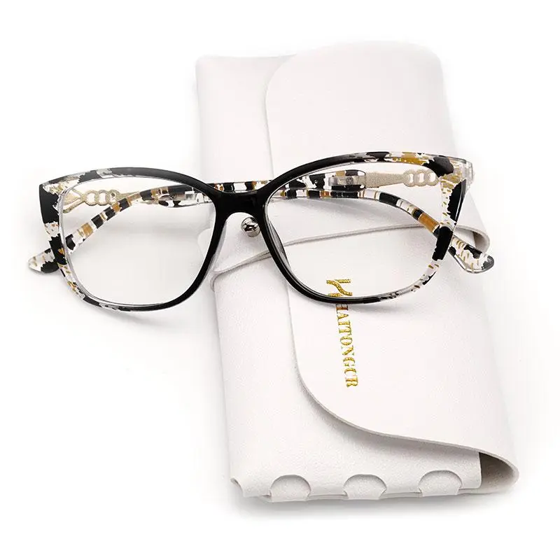 HAITONGCR Blue Light Blocking Reading Glasses - Unisex Red & Black Tortoise Fashion Frames, Digital Use Eyewear, Single Item, Includes Glasses Box & Cloth, Women's Accessory