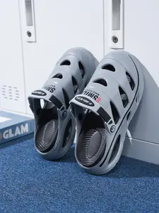 2026 Spring/Summer New Men's Closed-toe Clogs, Thick-soled Non-slip Reversible Sandals, Soft and Breathable Casual Sports Shoes, Comfortable and Breathable for Outdoor Activities Like River Trekking, Driving, and Beach Wear, Versatile for Everyday Wear