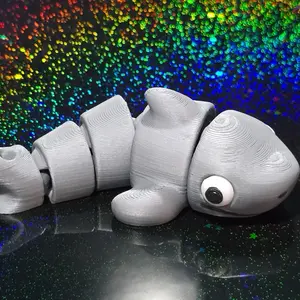 3D Printed Shark Fidget Keychain for Backpacks Purses Bags Keys Lanyard Accessories Fun Interactive Design with Unique Shark Shape Enhances Daily Essentials