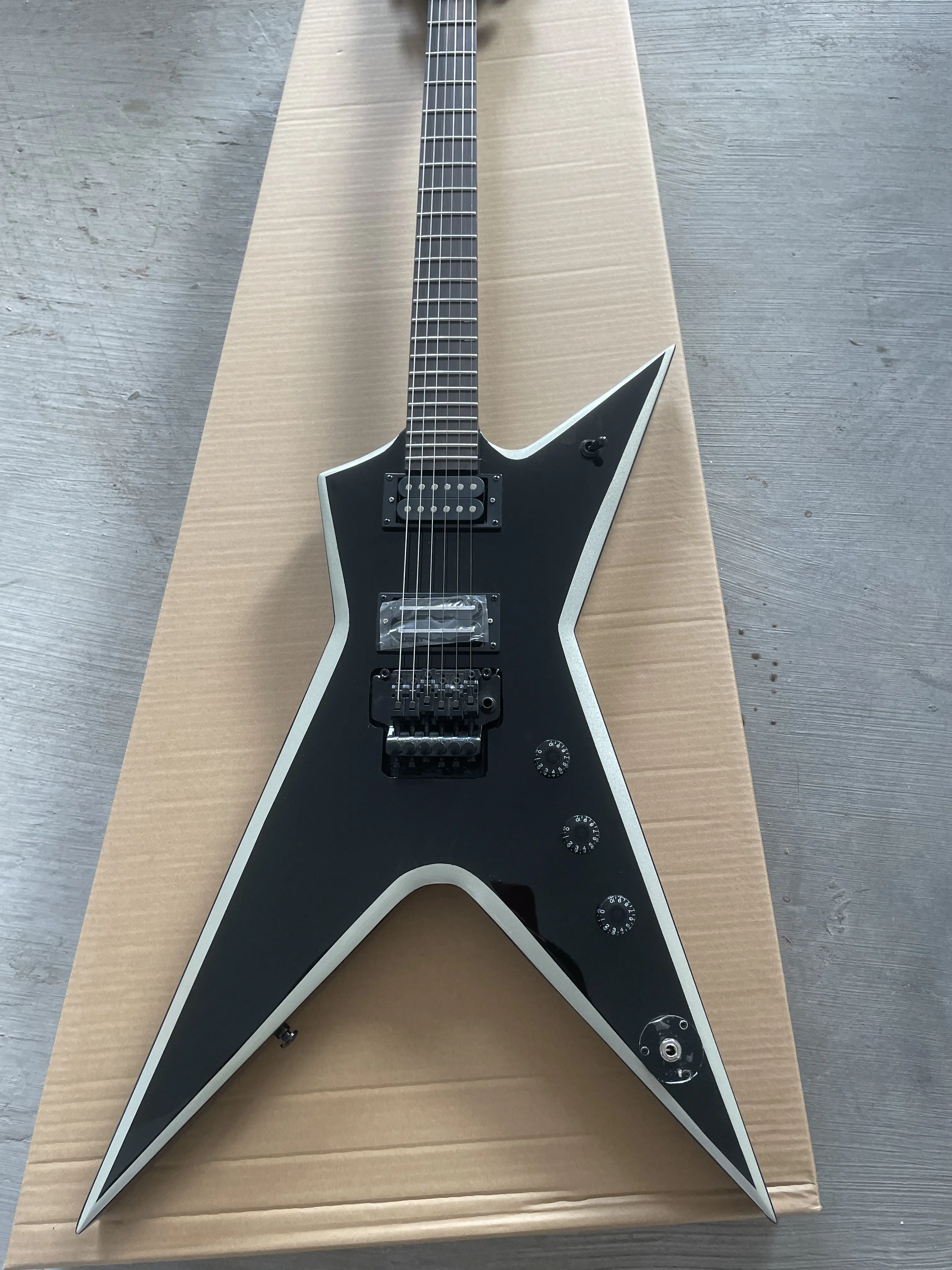 Dimebag Darrell Stealth Electric Guitar - Black with Silver Bevels, Equipped with Floyd Rose Vibrato System
