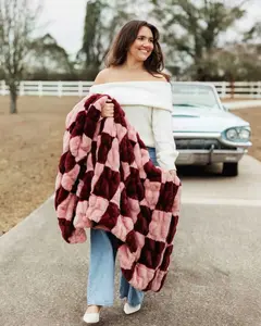 Hugs Devin Soft Cozy Warm Plaid Checkerboard Pattern Blanket, Machine Washable Bedding & Linen Throw